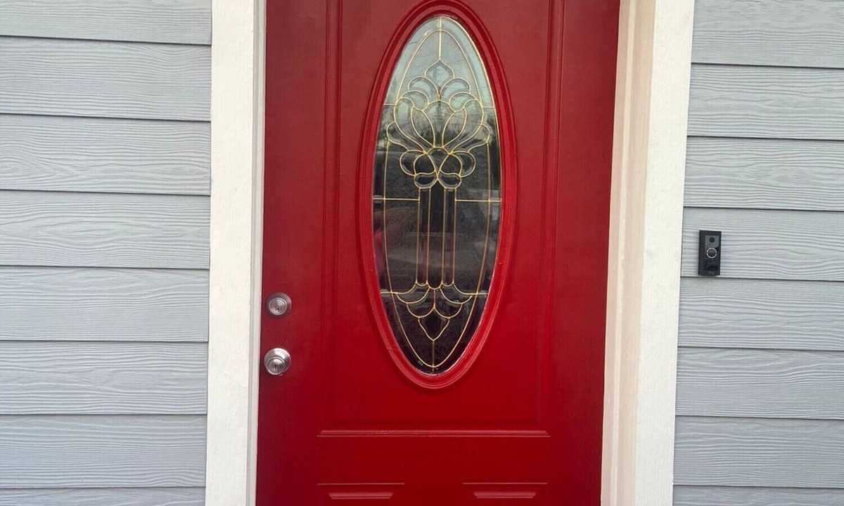 Nassau Apartment | TheRedDoor@ShermanAve near Downtown Nassau