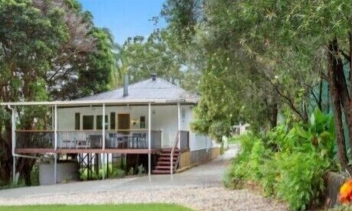Coalfalls House | Tranquility home in Coalfalls (Ipswich 4305)1 km to shop and 5mi. to RIVERLINK.