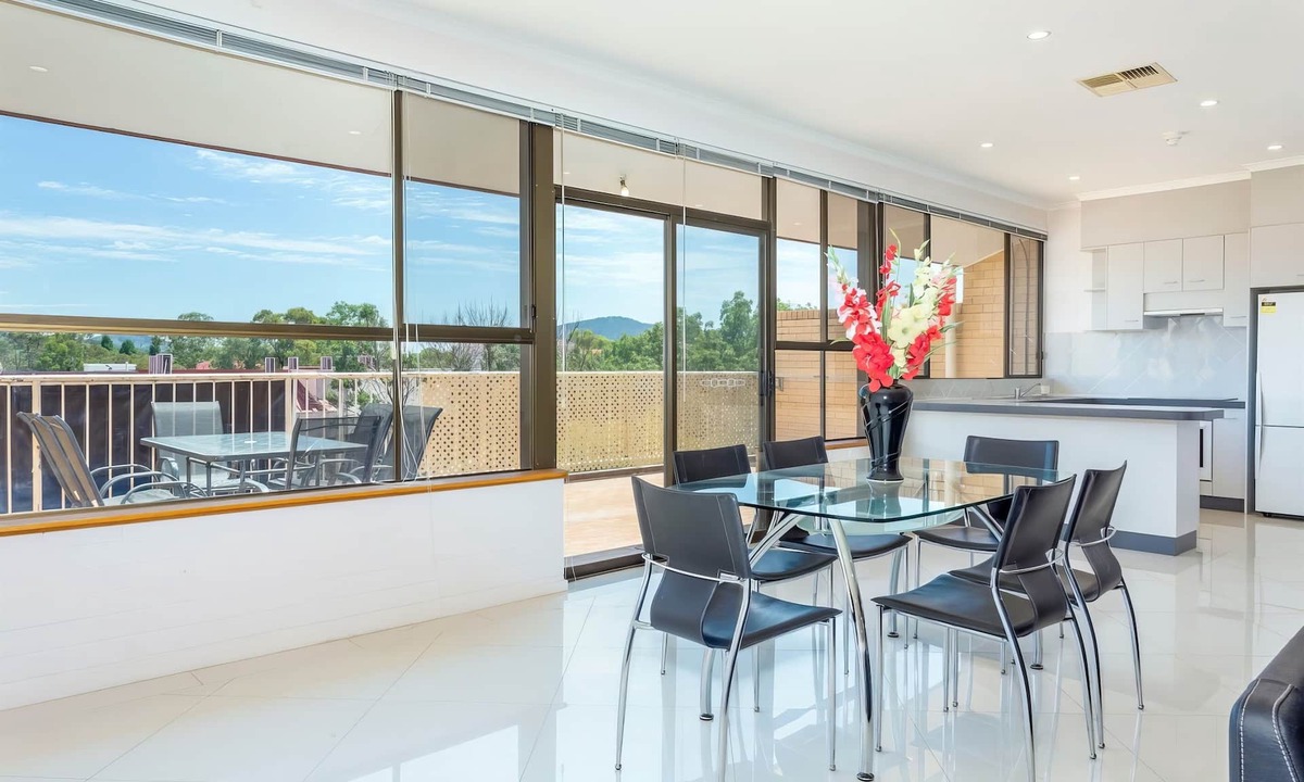 Greenway Apartment | Tuggeranong Short Stay #06 - Large Balcony With Lake Views - Sleeps 6