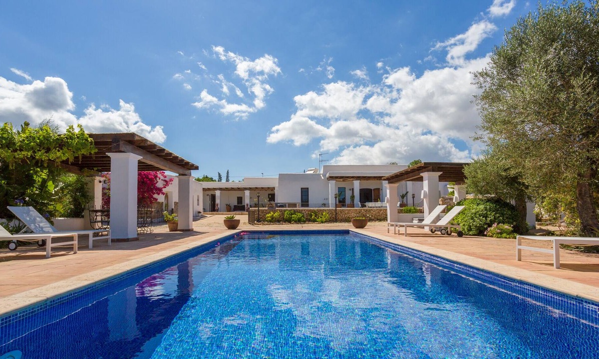 Sant Rafael de Sa Creu Villa | Villa Paraiso, authentic finca, in the center of the island