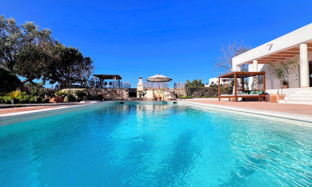 Sant Josep de sa Talaia House | 🌴 Villa Suki Ibiza – Private Single-Level Villa with Pool & Garden