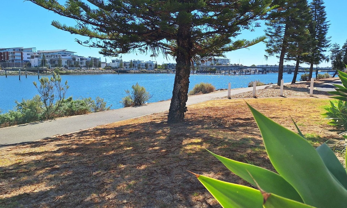 Port Adelaide Apartment | Wake to Dolphins & Pelicans | Waterfront Apartment in the Heart of Port Adelaide