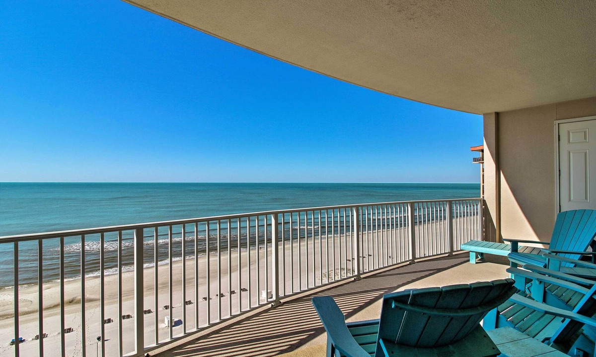 Orange Beach East Condo | Waterfront Orange Beach Condo w/ Beach Access