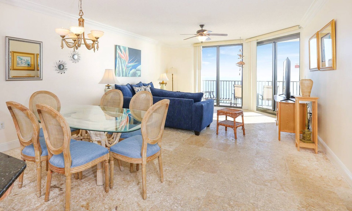 Orange Beach East Condo | *WEEKLY SPECIALS!* Phoenix X - Top Floor - 3 BR 3 BA!