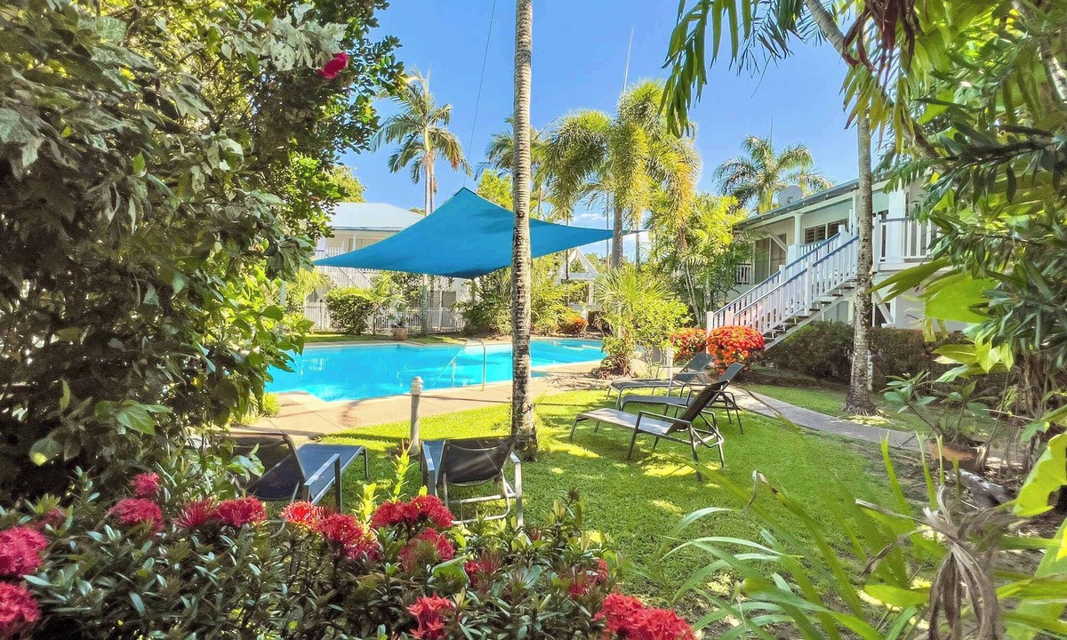 Jubilee Pocket Apartment | Whitsundays Mango House: Pool & Tropical Views