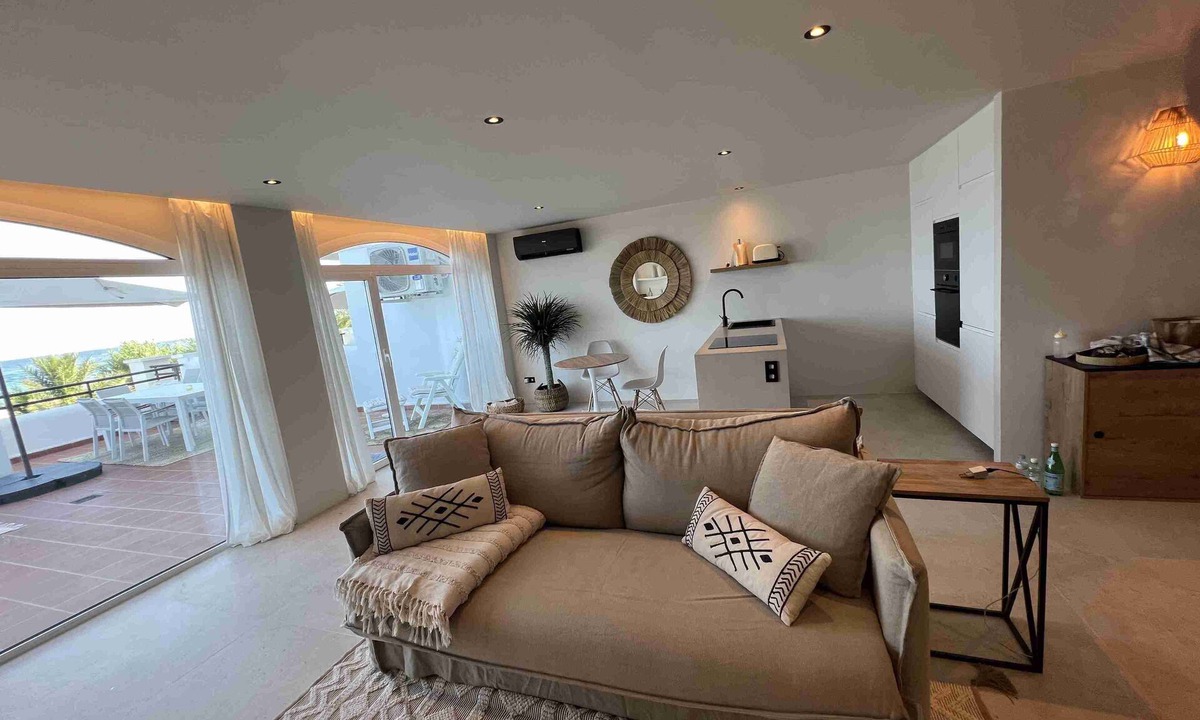 Sant Jordi de Ses Salines Apartment | Wohnung mit Meerblick am Strand Playa den Bossa