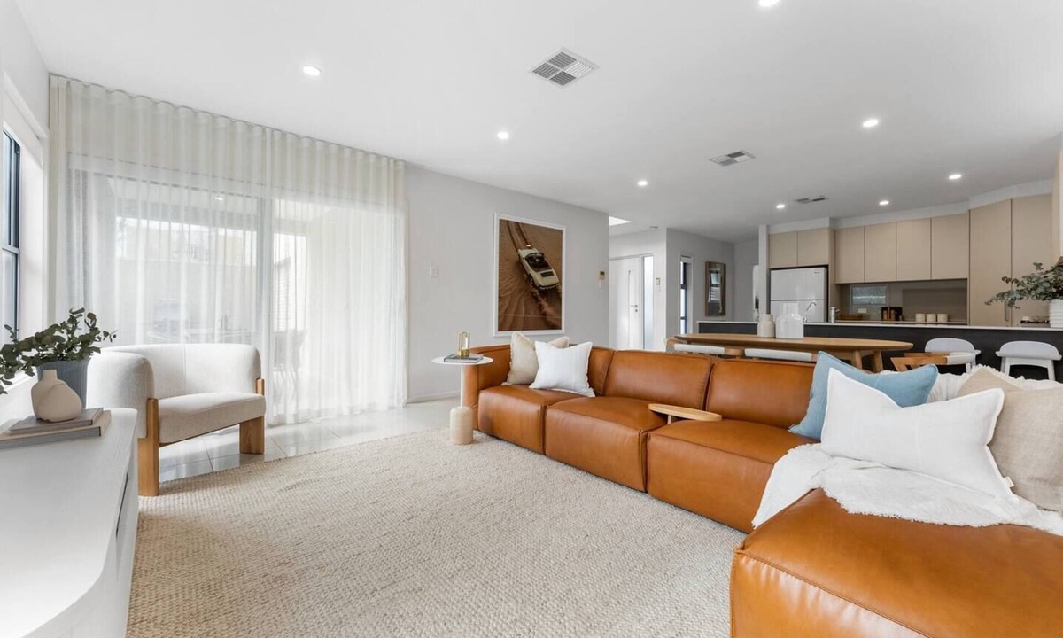 Somerton Park House | Your Place at The Bay Contemporary Seaside Living