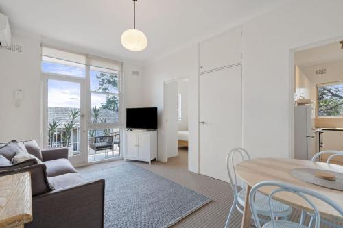 Balmain Apartment | Your Stylish Balmain Retreat