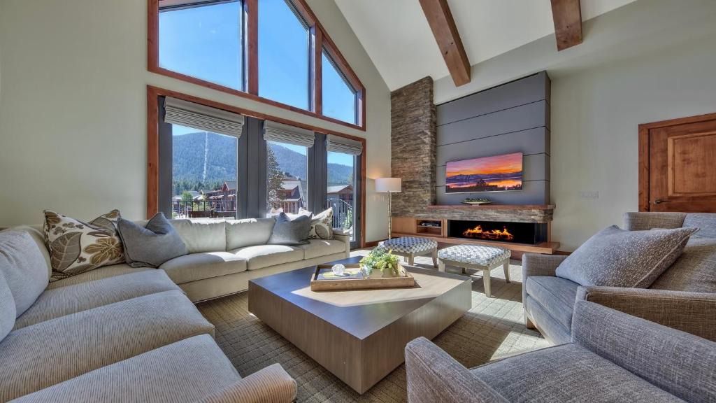 Zalanta | South Lake Tahoe