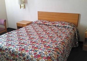 2-Star Hotel ∙ Economy Inn Motel