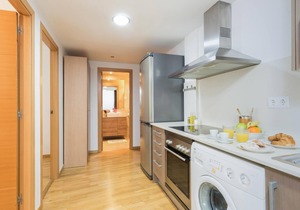 25km From Barcelona next to the beach and train station.matarolux14