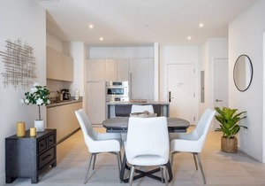 2BR Penthouse Ocean View at Hyde Beach House by RedAwning