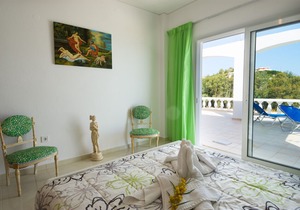 ALMYROS BEACH APARTMENT
