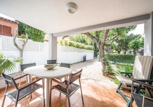 Awesome home in Benicassim with 3 Bedrooms