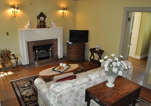 Bear Creek Inn