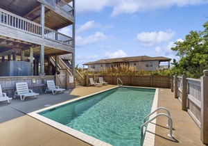 Beautiful Home with pool, hot tub, AC, W/D, & fireplace