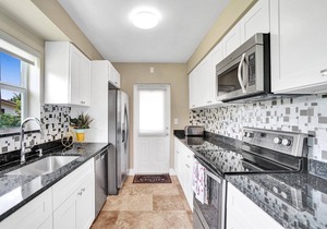 Beautiful Renovated Home in Hollywood - Discounted!