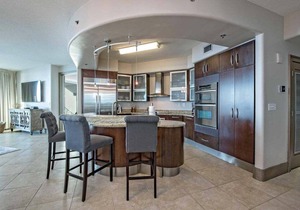 Bella Luna 702 a waterfront 3-bedroom condo in Orange Beach by Prickett Properties