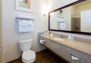 Best Western Dothan Inn & Suites