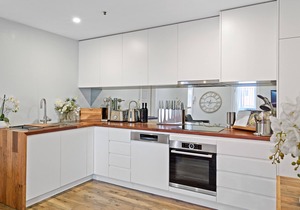 Bondi Breeze Apartment