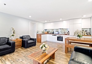 Bondi Breeze Apartment