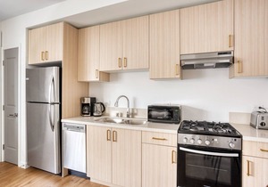 Bright Culver City 1BR w/Gym & Roof Lounge, Walkable Area, by Blueground