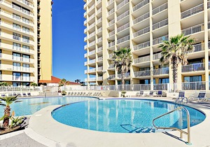 Bright Gulf-Front Corner Unit w/ Pools, Hot Tubs & Wraparound Balcony