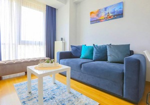 Business-Friendly Res with Pool in Fikirtepe