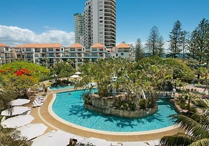 Calypso Plaza Resort Unit 462 - Penthouse style apartment Beachfront Coolangatta