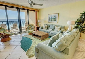 Condo ∙ 2 bedrooms ∙ 6 guests