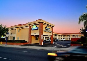 Days Inn by Wyndham Downey