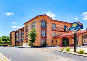 Days Inn by Wyndham Birmingham/West