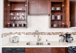 Dreamy Hollywood 1BR w/Pool, walk to metro, restaurants, by Blueground
