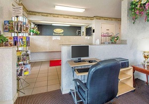 Econo Lodge Troy