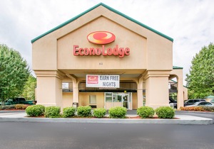 Econo Lodge Troy