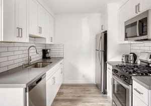 Elegant Valley Village 1BR w/ Pool, BBQ, near Ventura Blvd, by Blueground