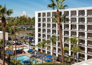 Fairfield by Marriott Anaheim Resort