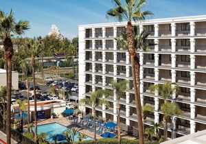 Fairfield by Marriott Anaheim Resort