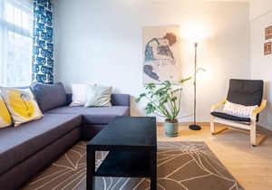 Flat with Balcony near Bull Statue in Kadikoy