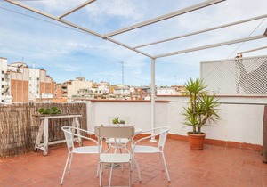 Flateli Roger 16 in Sants-Badal