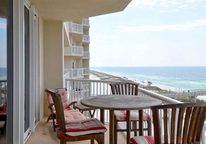 Free Daily Activities 🏖🚤🌊| Breathtaking High-rise Beachfront Condo, 3 Pools