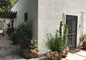 Guest house, Historical Area, Close to Beverly Hills, and Studios
