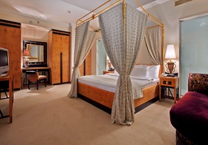 Hilton Alexandria Green Plaza