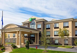 Holiday Inn Express Hotel & Suites Chester