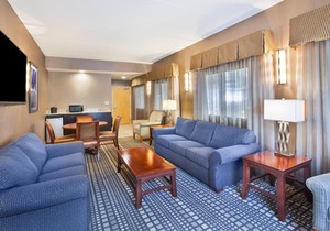 Holiday Inn Express & Suites Geneva Finger Lakes