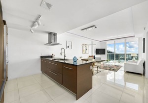 ICON W BRICKELL BY IMD MIAMI VACATION RENTALS TOP FLOOR RIVER VIEW 1BR/1BA