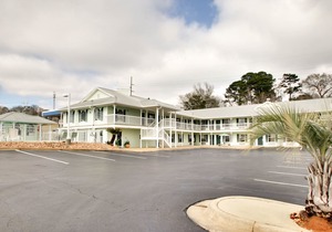 Key West Inn - Millbrook