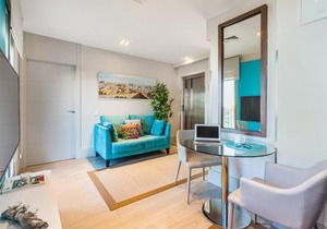 Kronos on the beach Suite 4