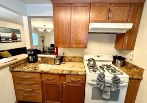 LAKE TAHOE W.Shore Cabin, Tahoe Pines/Homewood, Sleeps 4-6, Wifi, Cable