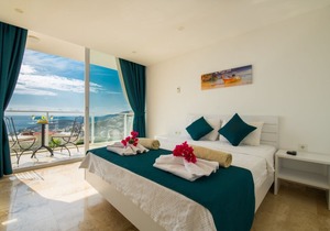 Lumiere Villas II luxury 4 Bedroom Vacation Villa